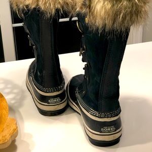 Sorel Women’s winter boots Size 7